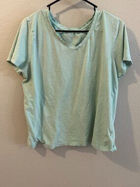 Time and Tru Mint Green V-Neck Tee XL (16-18) Short Sleeve Basic Top